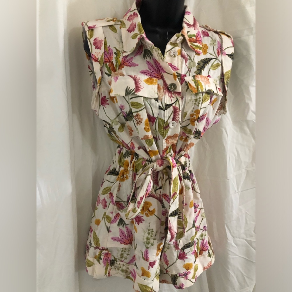 Rachel Zoe cream floral safari style belted utility romper size 2 brand new
